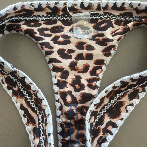 SAME SWIM set - Picture 2 of 3